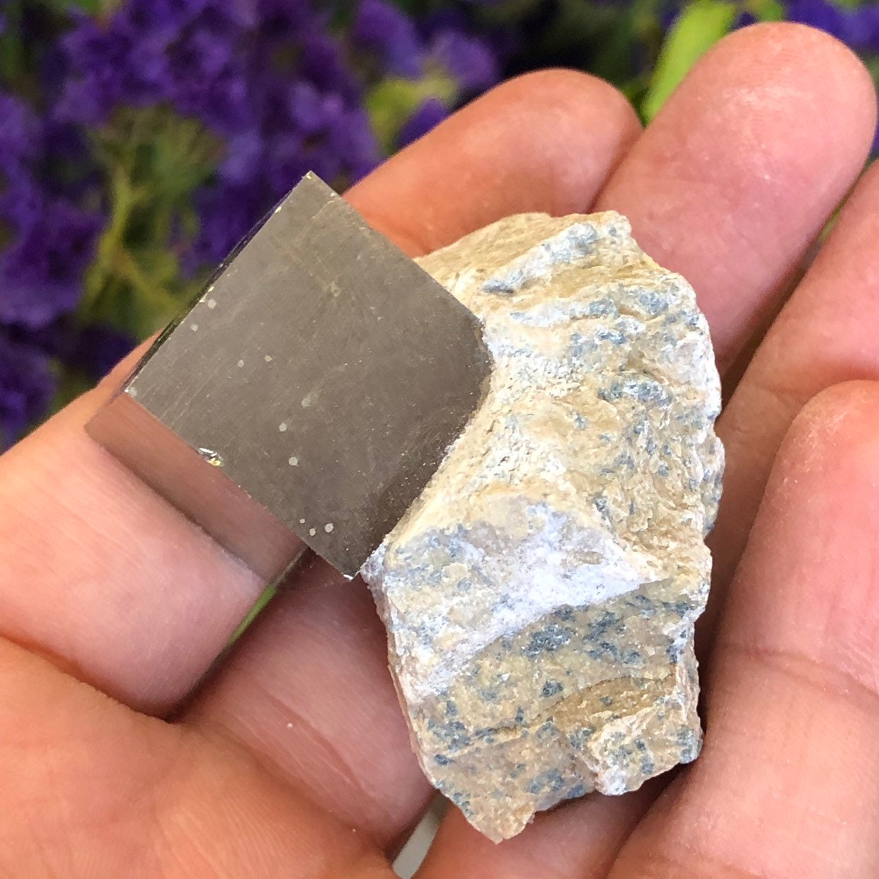 国産鉱石　外国産　鉱物　標本　鉱物標本　まとめて11個　黄鉄鉱　鏡鉄鉱　蚕白石他 国産鉱石 外国産 鉱物 標本 鉱物標本 まとめて11個 黄鉄鉱 鏡鉄鉱 蚕