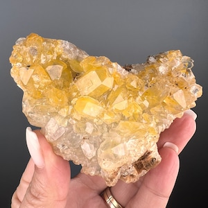 Goldener Heiler-Quarzkristall aus Sambia