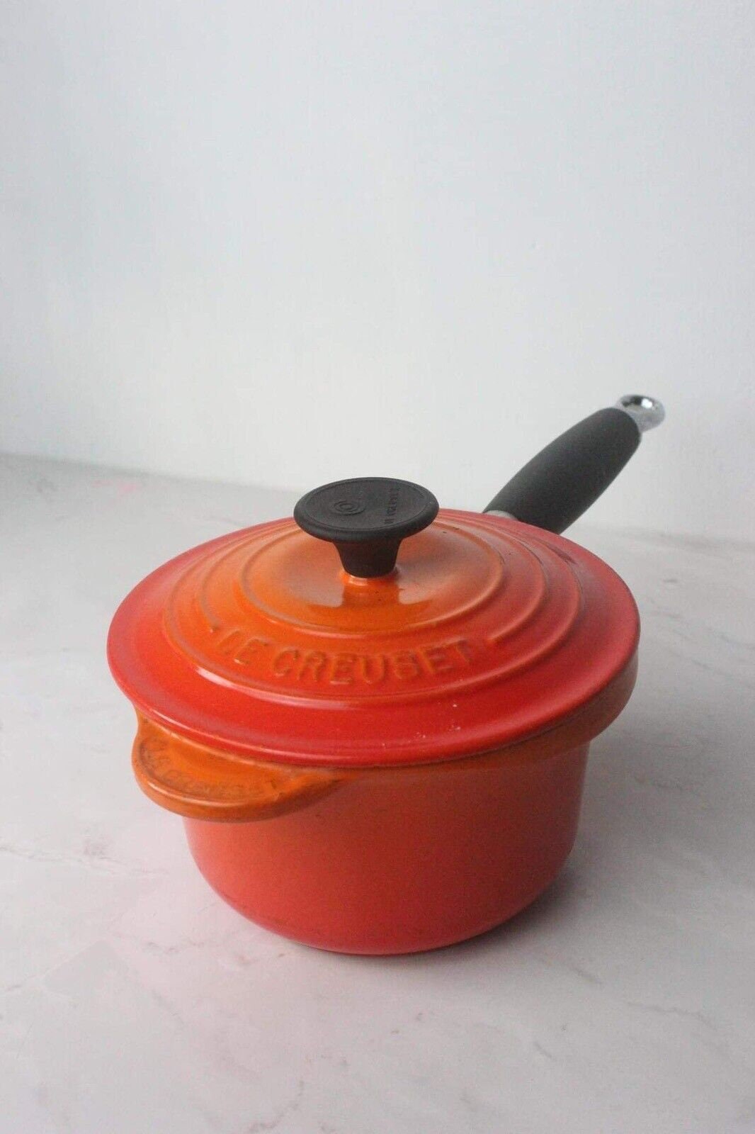 VTG Le Creuset 18 Baking Dish Enamel Cast Iron Small Oval Casserole W/Lid  Orange