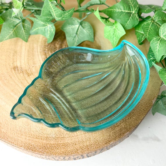 Shell shaped glass trinket dish - Blue seashell tray