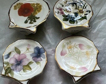 Conjunto de cuatro soportes para palillos de dientes de cerámica floral vintage