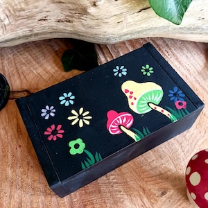 Mushroom Keepsake Box: Wooden