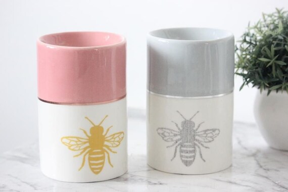 Bee decor Bee oil burner Bee candle Bee Bee wax burner grey oil burner Bee gift pink oil burner grey wax burner Bee decor Bee oil burner Bee candle Bee Bee wax burner grey oil burner Bee gift pink oil burner grey wax burner