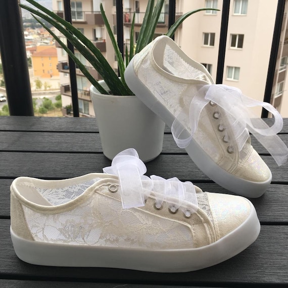 scarpe sportive per matrimonio