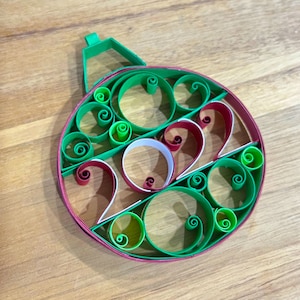Quilling 2022 Christmas Bauble - PDF File & Online Video, Pattern and Template - Step-by-Step Video Tutorial, Beginner, Easy Instructions