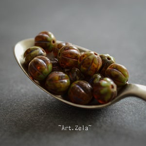 GREEN AMBER MELONS X8 Premium Czech Glass Beads Picasso Rustic 8mm [14_35]