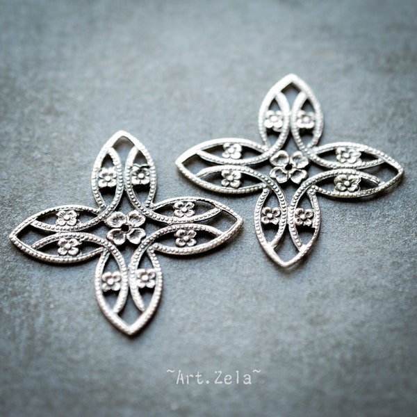 CONNECTEURS CROIX FILIGRANES X2 Connecteurs Motif Floral Métal argenté 33mm [A_34]