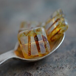 OPALESCENT SQUARE BEADS X6 Transparent Czech Glass Beads Honey 10mm [03_10]