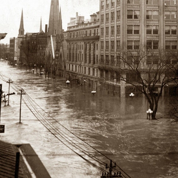 1913 Flood in Dayton, Ohio Vintage Photograph 8.5" x 11" Art Print