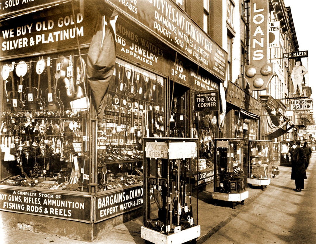 Vintage Pawn Shop Photo: 1937 Manhattan, NYC Art Print X 11