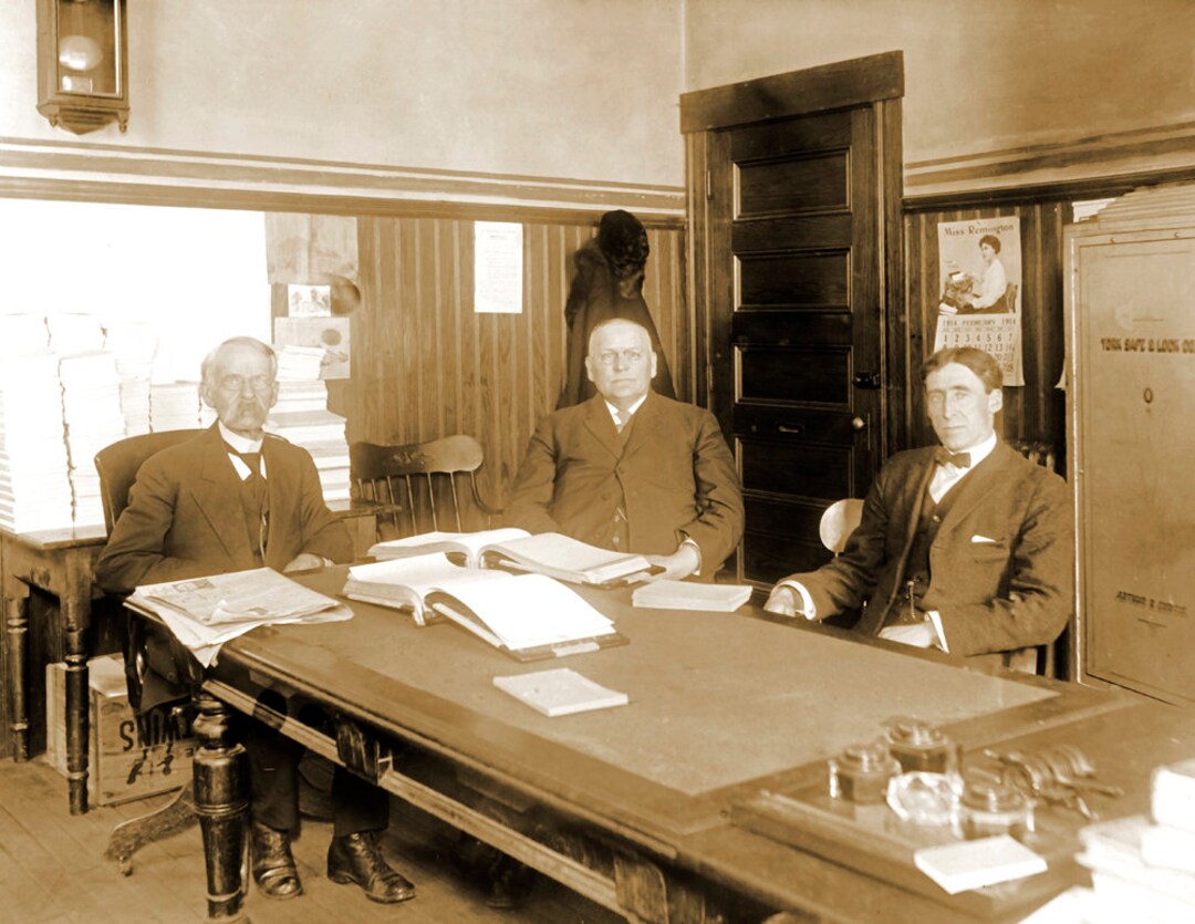 1915 Board of Assessors Leominster MA Vintage Photograph Etsy