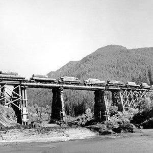 1949 Logging Train Cowlitz River Vintage Photograph: Washington State Art Print (8.5" x 11")