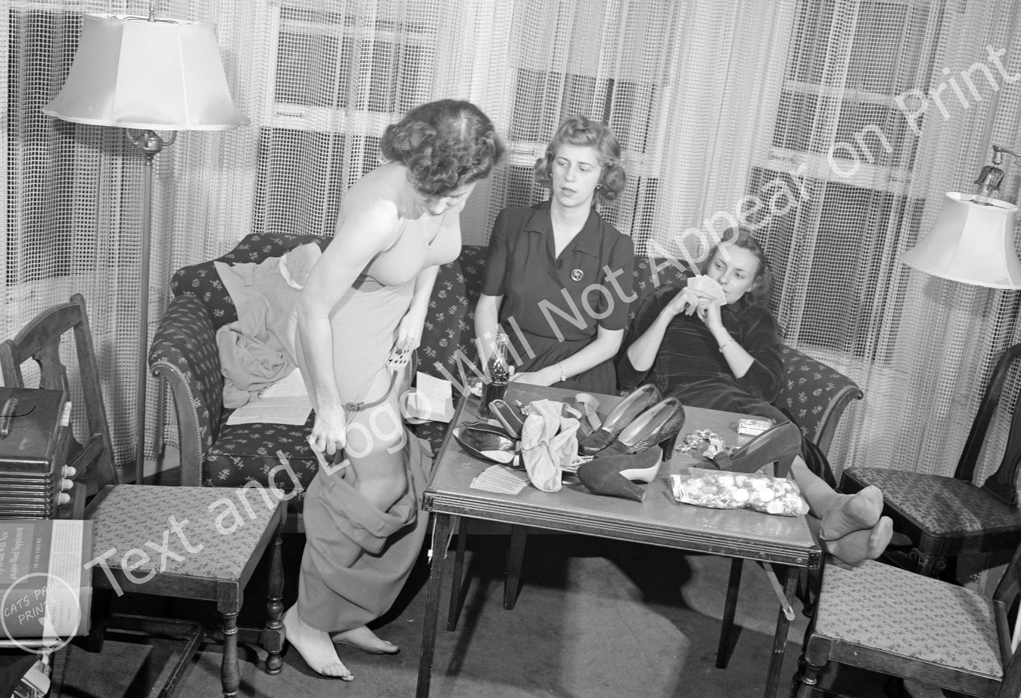 1941 Girls Playing Strip Poker Detroit Michigan Vintage picture