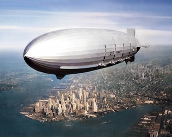 1933 USS Macon luchtschip boven New York City oude Photo Art Print ingekleurde Vintage foto Instant Download