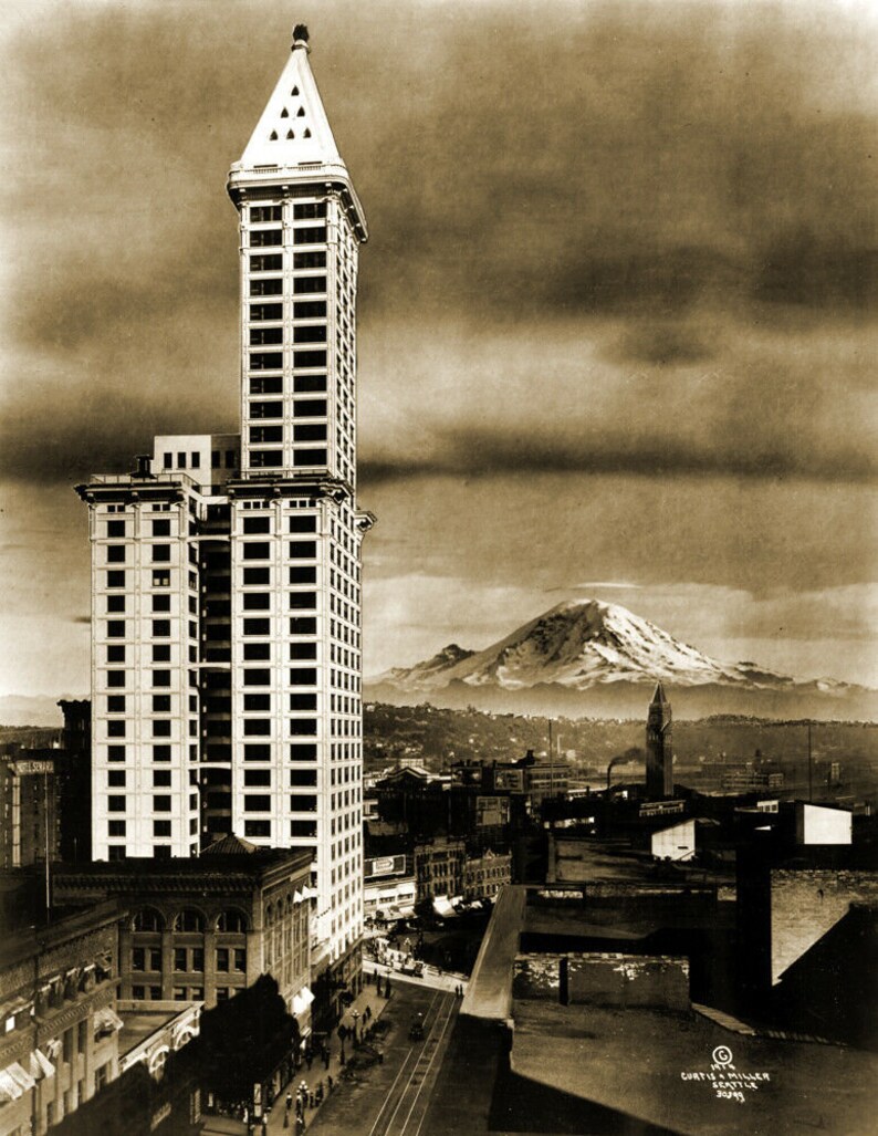 Washington Vintage Photograph 8.5" x 11" Reprint 1915 Seattle Washington Vintage Photograph 8.5" x 11" Reprint 1915 Seattle