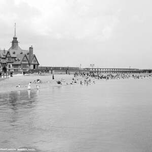 1906 Beach at City Point, South Boston, Massachusetts Vintage Photograph 11" x 17" Art Print - - Historic Scene --