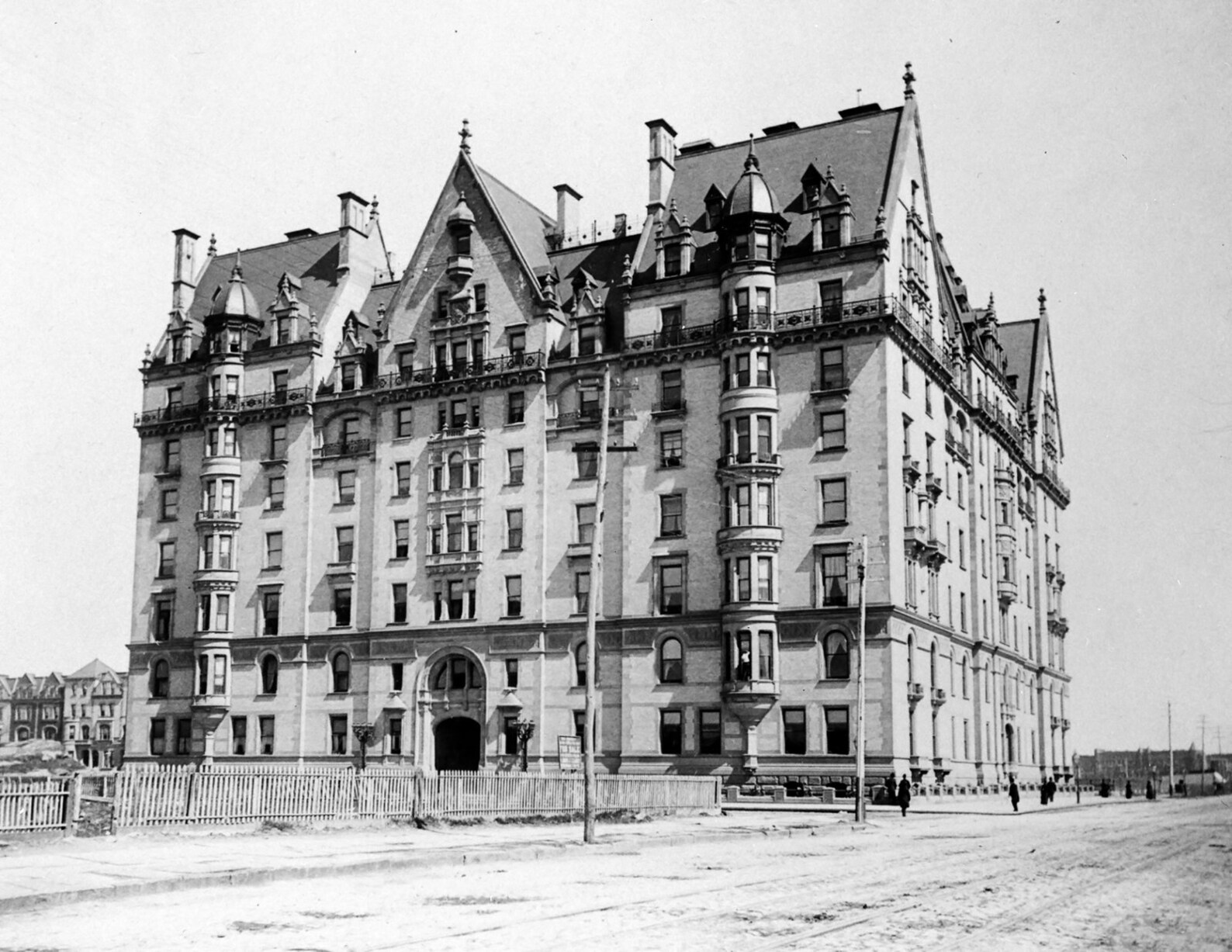 1890 the Dakota Apartments New York City Old Photo 8.5 Etsy