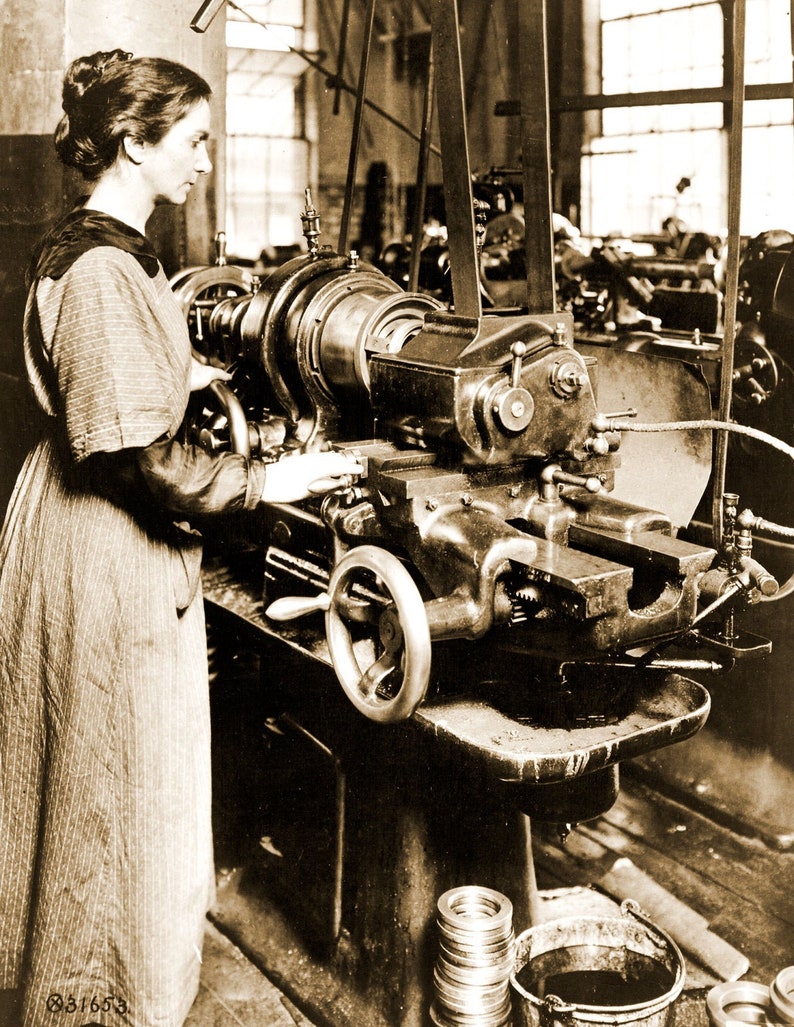 MA Vintage Old Photo 8.5 x 11 Reprint 1918 Woman Working on a Milling Machine