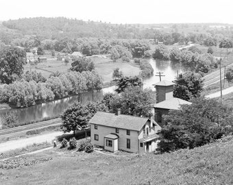 1900-1910 Huron River, Ann Arbor, Michigan Old Photo 8.5" x 11" Art Print