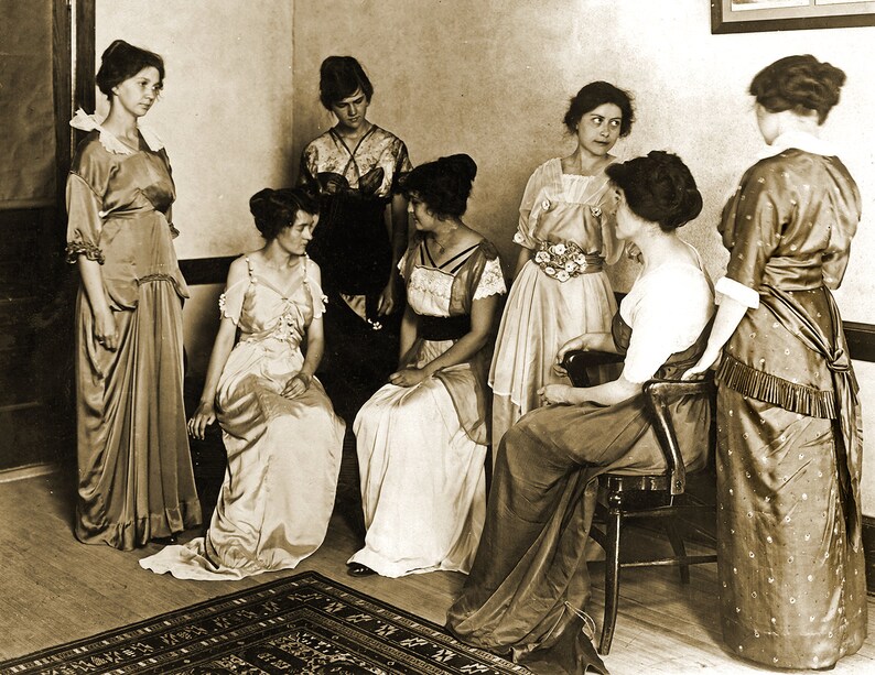 Kansas State University Vintage Old Photo 8.5 x 11 Reprint 1914 Advanced Dress Making Class