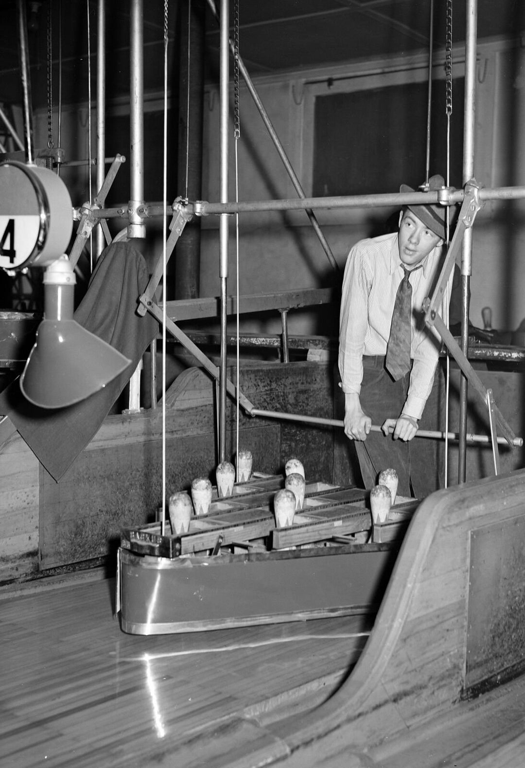 1940 Pin Boy in Bowling Alley, Clinton, IN Old Photo 13 X 19 Art Print