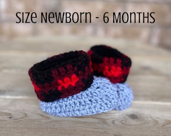 Crochet Baby Booties Pattern with Plaid Cuff - Size Newborn - Size 6 months