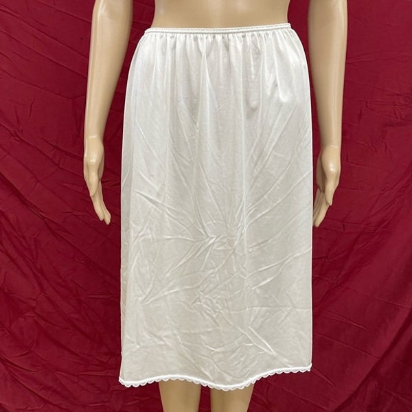 Vintage Montgomery Ward Midi Slip size Large