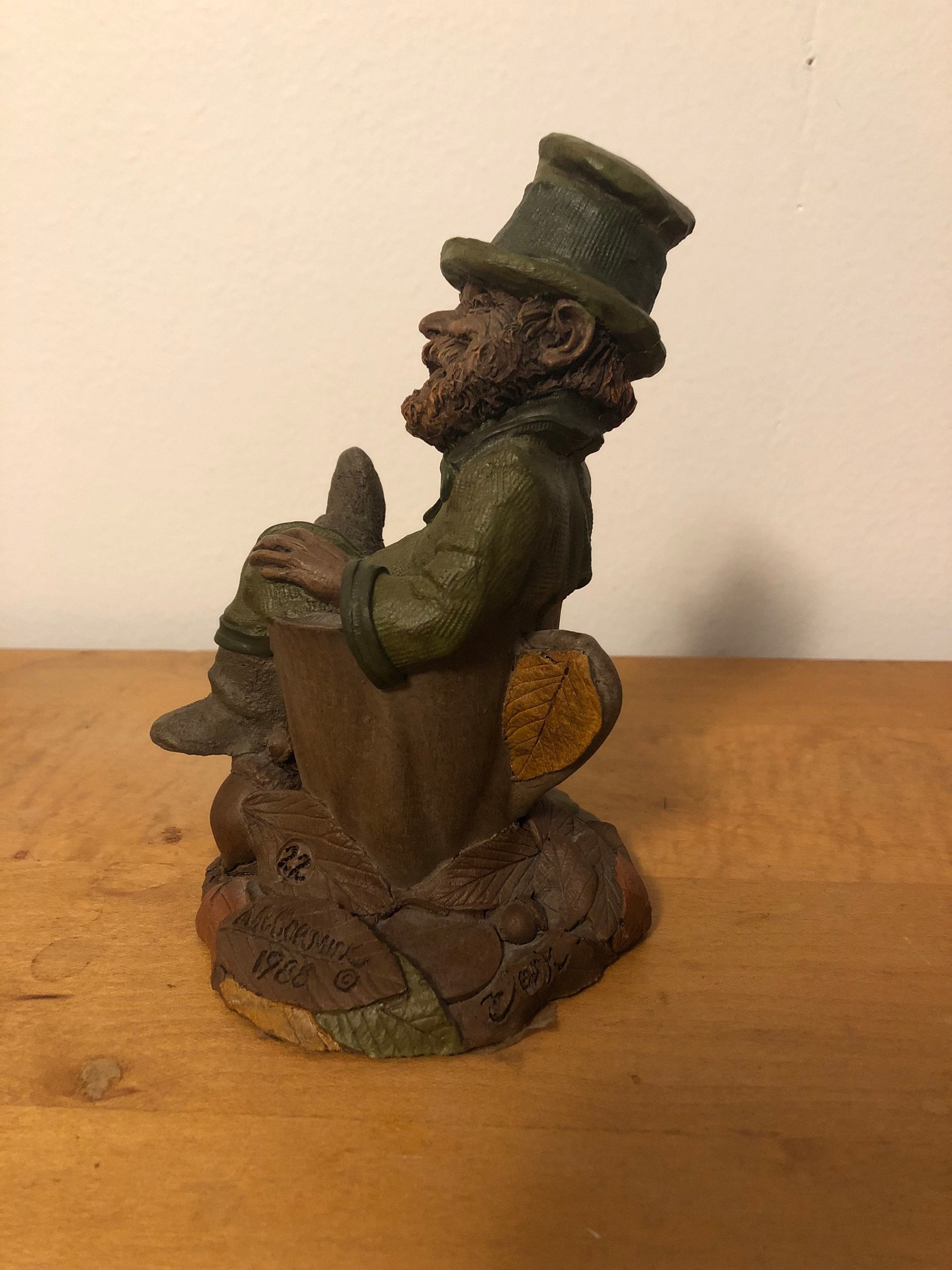 Tom Clark Gnomes Website - l3ua6a3