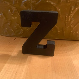 Letras de madera de 3 pulgadas en color negro LETRA Z