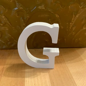 Letras de madera de pie, 3 pulgadas, color blanco LETRA G