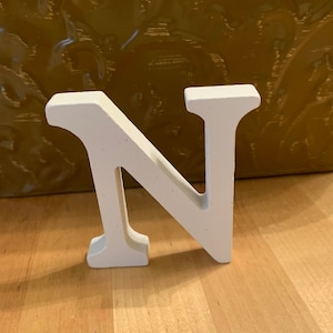 Letras de madera de 3 pulgadas en color blanco LETRA N