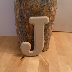 Letras de madera, 6 pulgadas LETRA J