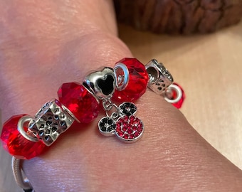 Pulsera de dijes inspirada en Disney, pulseras de Mickey y Minnie Mouse.