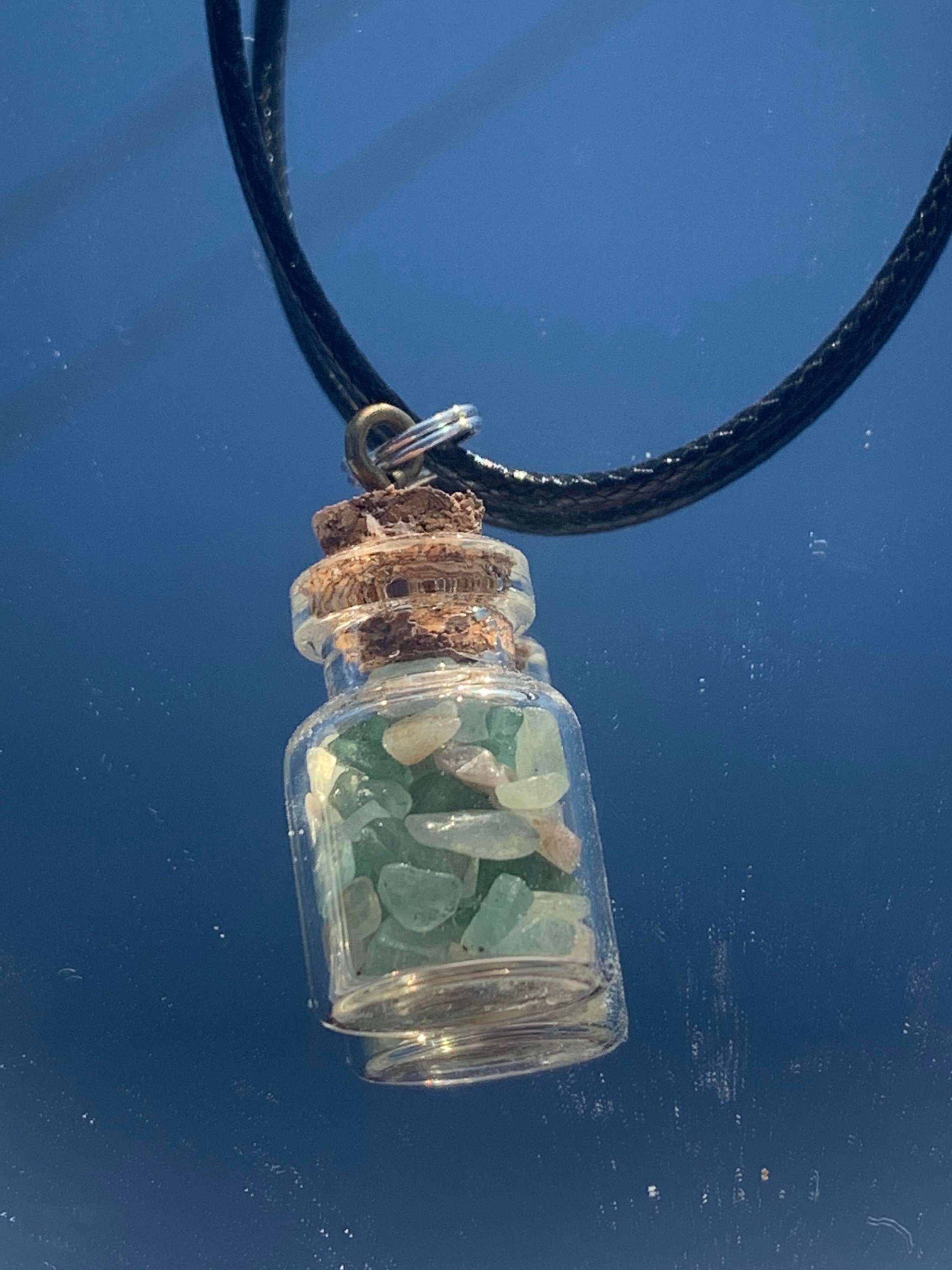 青緑翡翠クリスタルチップボトルネックレス：癒しの宝石 - Etsy 日本