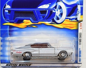 Hot Wheels '67 Dodge Charger Silver 2000 First Editions Perfect Birthday Gift Miniature Collectable Model Toy Car