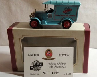 Oxford Diecast Bullnose Morris Van Pace : Helping Children with Disabilities Turqoise Perfect Birthday Gift Miniature Toy Car