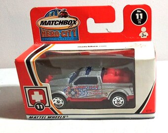 Matchbox Hero City 2002 Emergency Response 4x4 Metallic Silver Perfect Birthday Gift Rare Miniature Collectable Model Toy Car