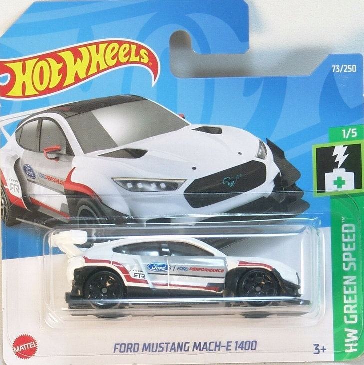 Ford Mach e 1400