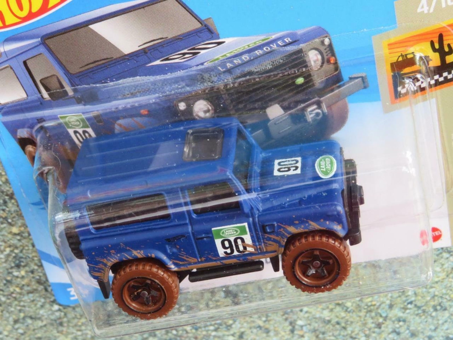 Hot wheels land rover