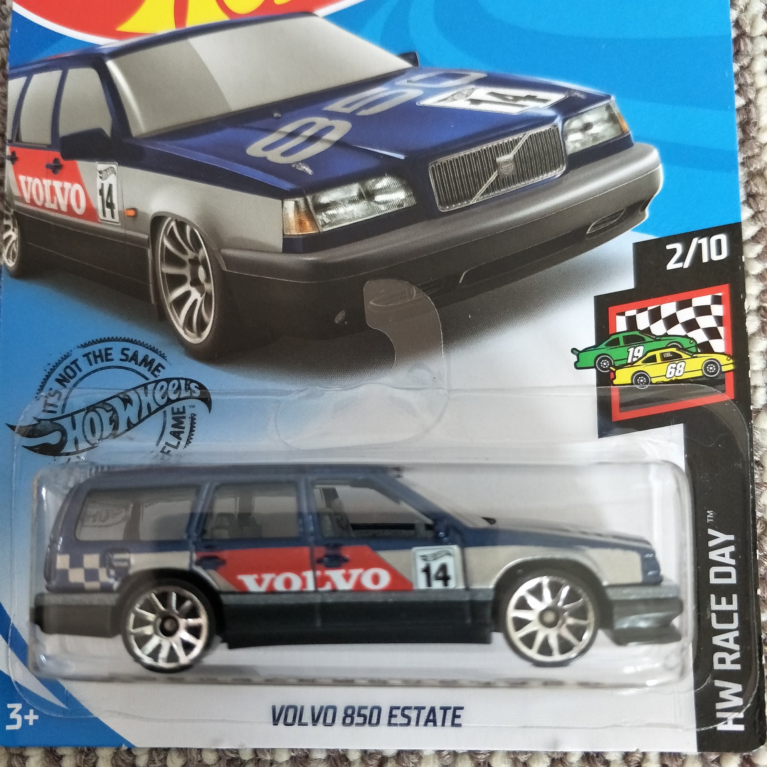 Hot wheels volvo
