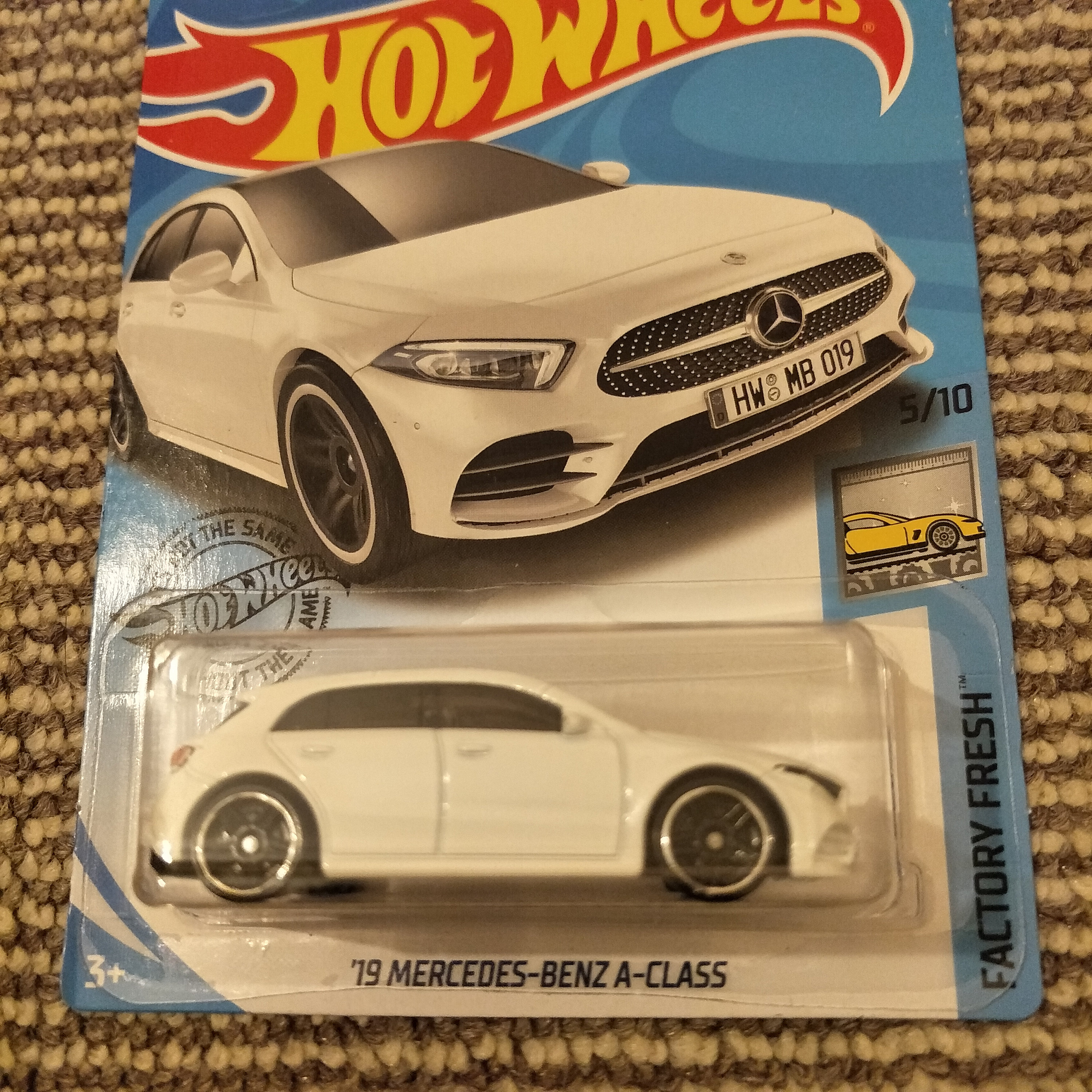 Hot Wheels Mercedes Benz A Class White Factory Fresh Perfect Birthday Gift Rare Miniature Collectable Model Toy Car
