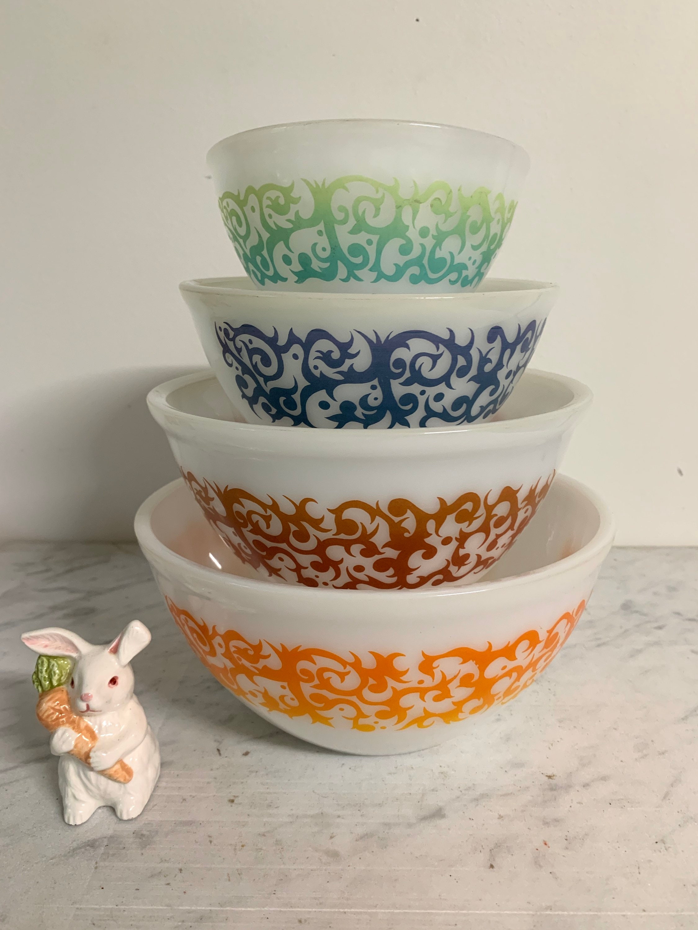 Kitchen & Dining Vintage Nesting Bowls Plates Home & Living