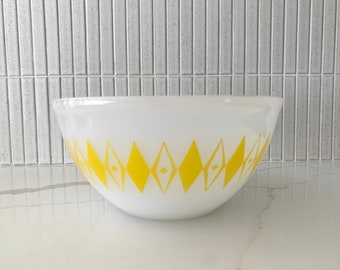 Agee Pyrex zitronengelb Dotted Diamonds Bowl