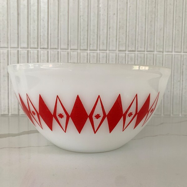 Rare Agee Pyrex red Dotted Diamonds Bowl