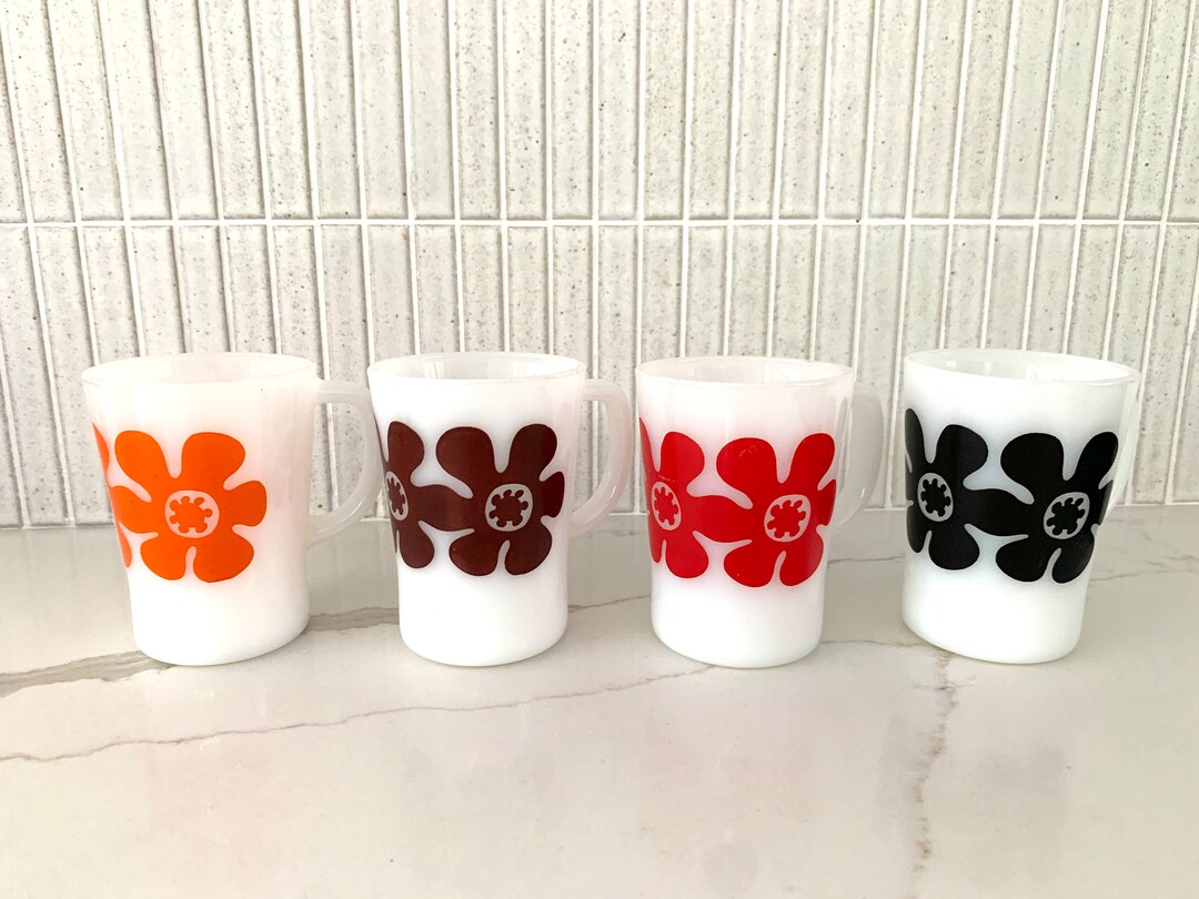 Vintage Agee Crown Pyrex Flower Power Set 4 Mugs - Etsy