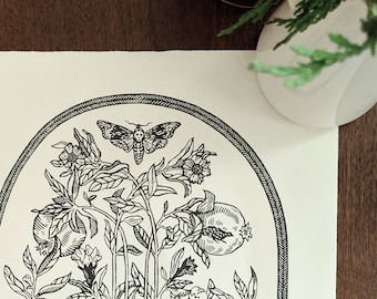 Overleven, granaatappel en mottenbotten, origineel met de hand gesneden, met de hand bedrukt, blokprint linosnede