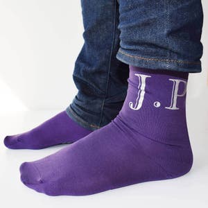 Monograma clásico personalizado iniciales calcetines para hombre