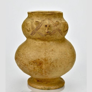 Carchi Anthropomorpher Krug ca. 800 - 1200 n.Chr.