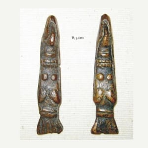 A Pair of Inca Mama-Kuna Amulets