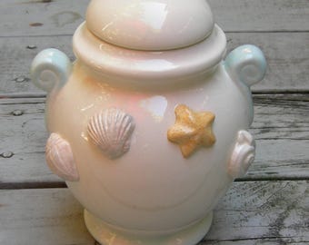 Tropical SEA SHELL Ceramic Cookie/Treat Jar, Beach House, Cottage or Summer Retreat Décor, Seaside Decor, Cottage Decorating, Shabby Chic